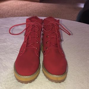 Guess boots